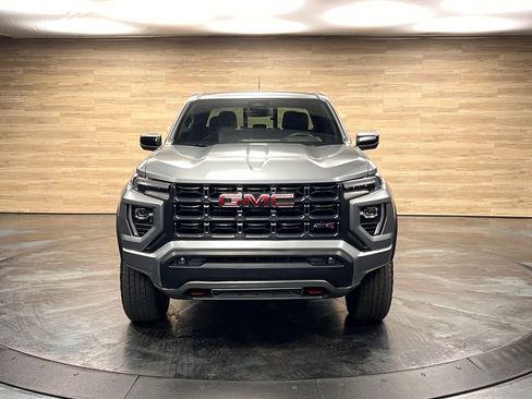 Used 2025 GMC Canyon AT4 w/ AT4 Premium Package image 17