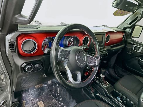 Certified 2021 Jeep Gladiator Rubicon w/ Cold Weather Group image 17