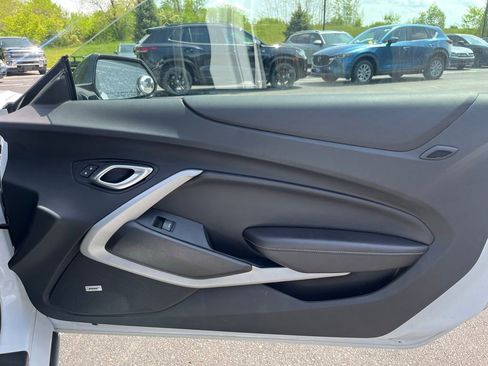 Used 2018 Chevrolet Camaro LT w/ Redline Edition RWD image 11