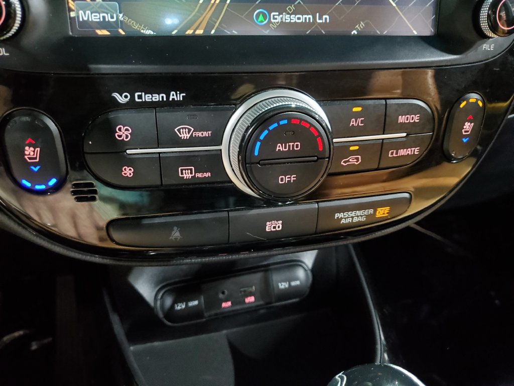 Used 2015 Kia Soul ! w/ Sun & Sound Package FWD image 31