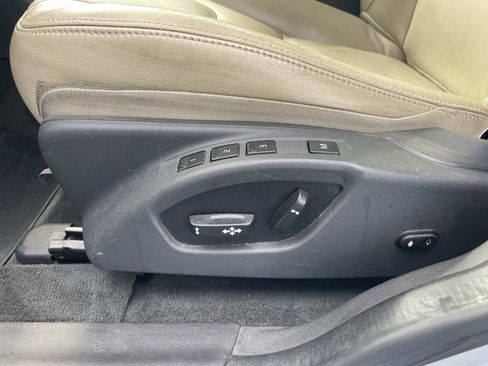 Used 2016 Volvo XC60 T6 Platinum w/ Climate Package AWD/4WD image 18