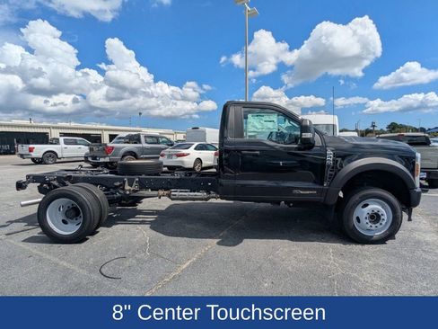 Used 2024 Ford F450 XL image 3