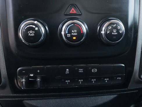 Used 2018 RAM 4500 Tradesman w/ Power & Remote Entry Group image 33