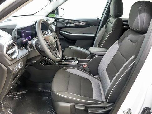 New 2026 Chevrolet TrailBlazer LS image 9