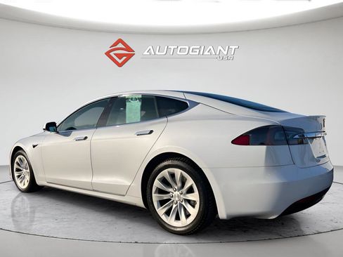 Used 2019 Tesla Model S Long Range image 4