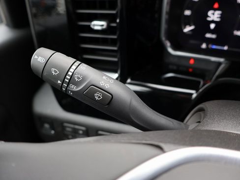 New 2026 GMC Sierra 2500 SLT w/ SLT Premium Package image 18