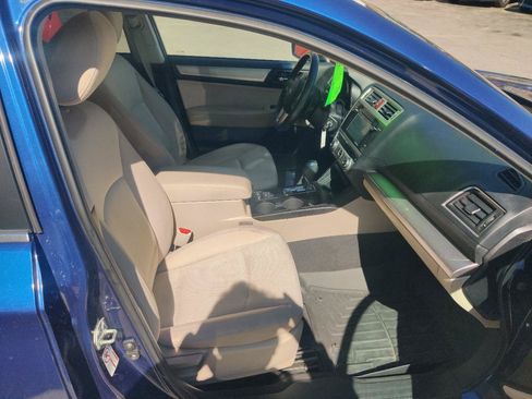 Used 2017 Subaru Outback 2.5i Premium AWD/4WD image 15