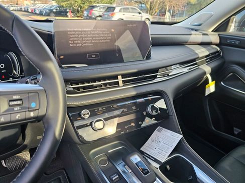 New 2025 INFINITI QX60 Sensory image 31