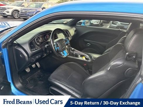 Used 2019 Dodge Challenger R/T w/ Plus Package image 17