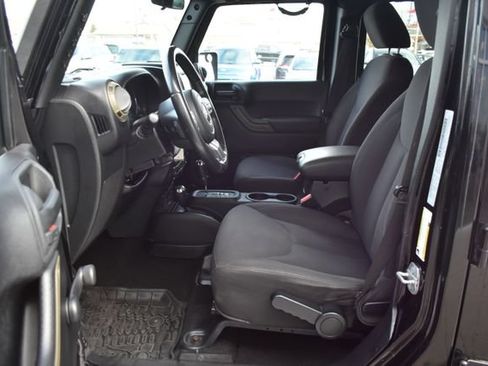 Used 2015 Jeep Wrangler Unlimited Sport AWD/4WD image 13