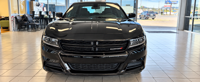 Used 2022 Dodge Charger SXT w/ Blacktop Package RWD image 8