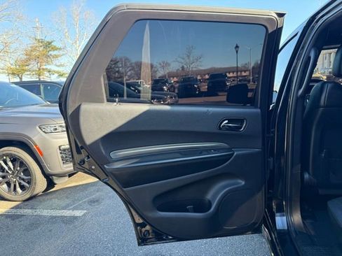 Used 2020 Dodge Durango GT image 28