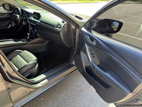 Used 2017 MAZDA MAZDA6 Touring FWD image 16