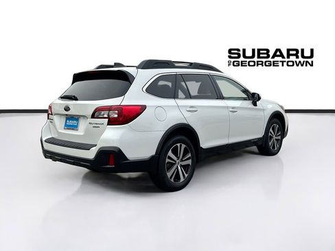 Used 2018 Subaru Outback 3.6R Limited image 8
