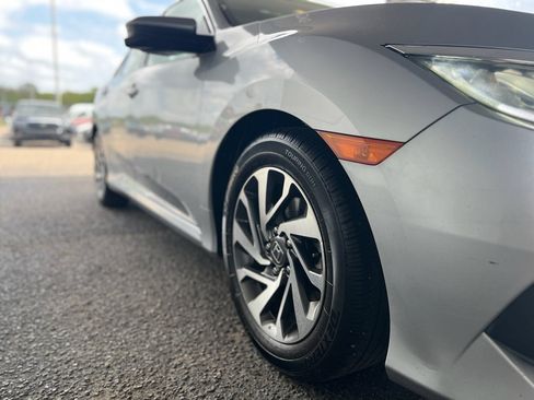 Used 2016 Honda Civic EX image 19