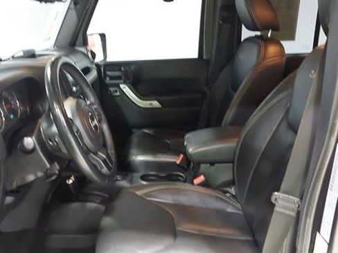 Used 2017 Jeep Wrangler Unlimited Sahara w/ Trailer Tow Group AWD/4WD image 20