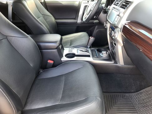 Used 2016 Toyota 4Runner Limited image 11