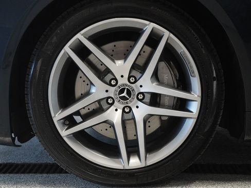 Used 2020 Mercedes-Benz S 560 4MATIC Sedan image 8