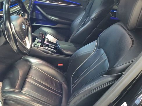 Used 2018 BMW 540i xDrive w/ Premium Package AWD/4WD image 5