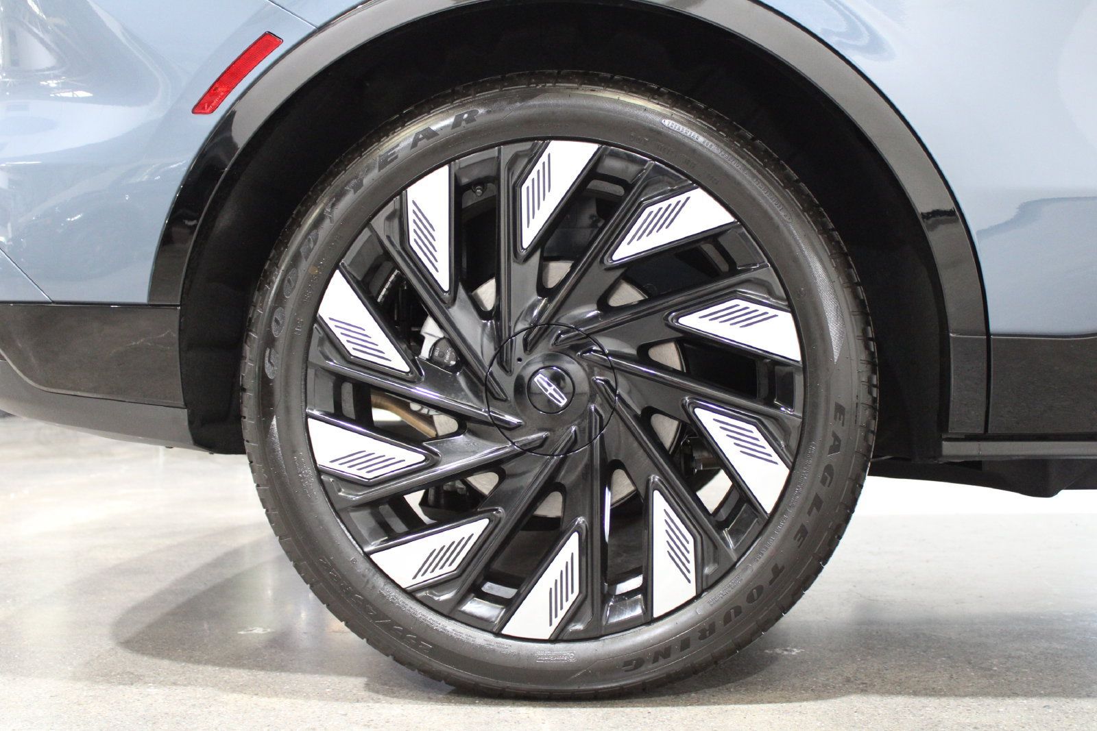 Used 2026 Lincoln Nautilus Reserve AWD/4WD image 14