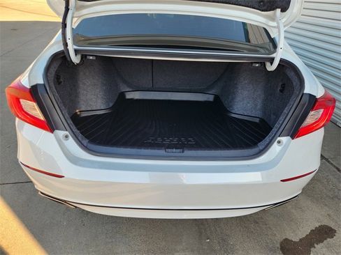 Used 2022 Honda Accord Sport image 19