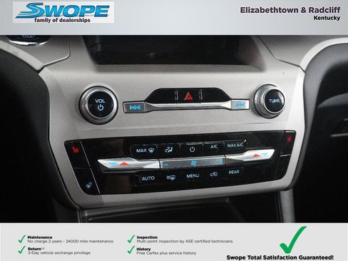 Used 2023 Ford Explorer XLT w/ Equipment Group 202A AWD/4WD image 22