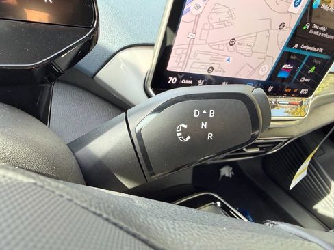 New 2025 Volkswagen ID.4 Pro S image 30