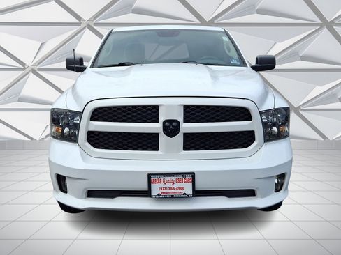 Used 2019 RAM 1500 Express w/ Express Value Package image 3