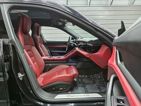 Used 2020 Porsche Taycan 4S AWD/4WD image 15