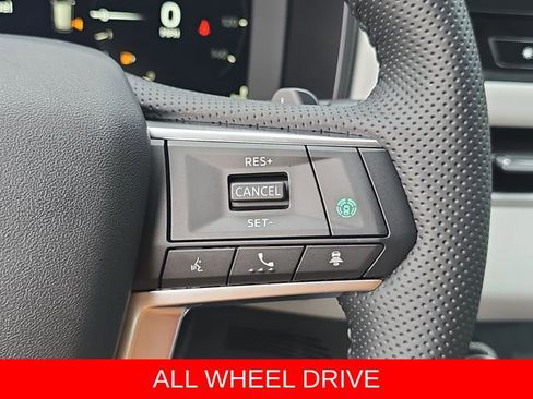 Used 2025 Mitsubishi Outlander AWD image 20