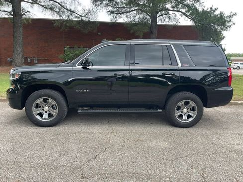 Used 2018 Chevrolet Tahoe LT w/ Luxury Package AWD/4WD image 2