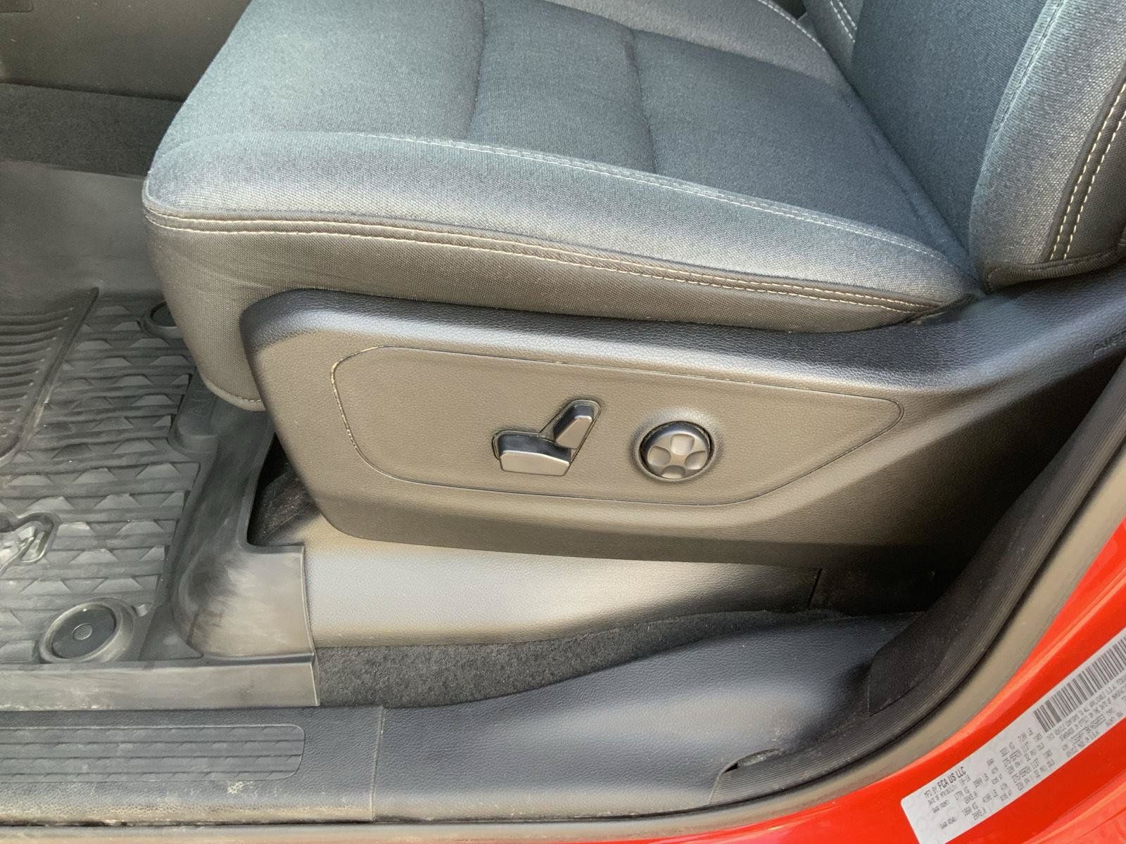 Used 2019 RAM 1500 Big Horn AWD/4WD image 21