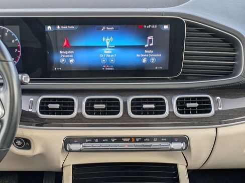 Used 2022 Mercedes-Benz GLS 450 4MATIC image 19