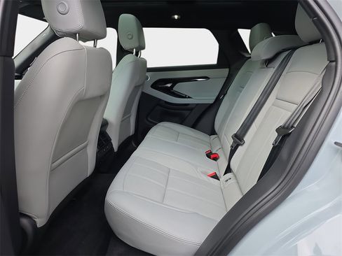 New 2026 Land Rover Range Rover Evoque S image 14