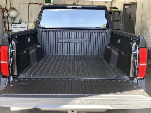 New 2026 Toyota Tacoma TRD Off-Road AWD/4WD image 22