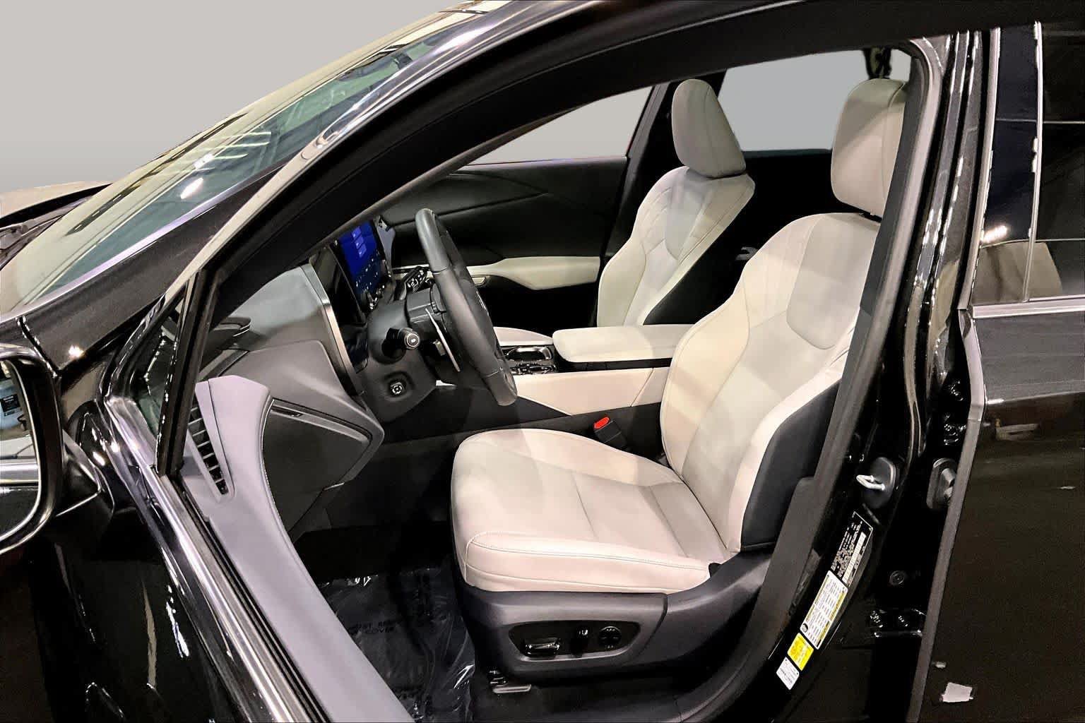 Certified 2026 Lexus RX 350h AWD/4WD image 8
