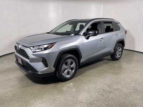 Certified 2025 Toyota RAV4 LE image 7