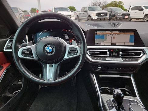 Used 2022 BMW 330i Sedan w/ M Sport Package RWD image 6