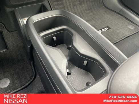 New 2026 Nissan Leaf Platinum+ w/ Cargo Package (Platinum+) image 18