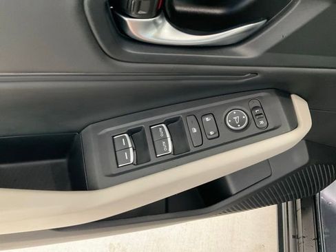 Used 2025 Honda Accord SE image 5