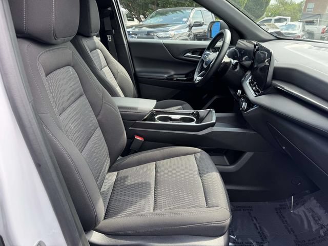 Certified 2025 Chevrolet Equinox LT w/ Safety and Technology Package FWD image 9