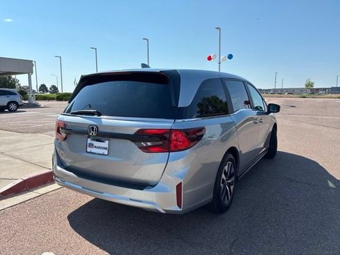 Certified 2026 Honda Odyssey EX-L image 7