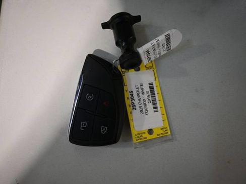 Used 2025 Chevrolet Equinox LT AWD/4WD image 11