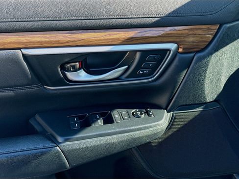 Used 2019 Honda CR-V EX-L image 16