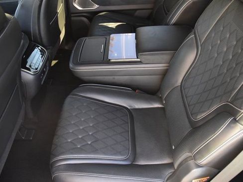 New 2026 INFINITI QX80 Autograph w/ Premium Cargo Package image 19