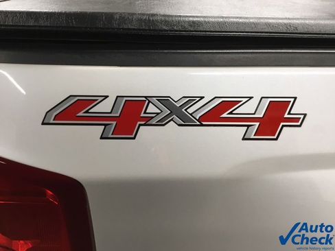 Used 2017 Chevrolet Silverado 1500 High Country image 21