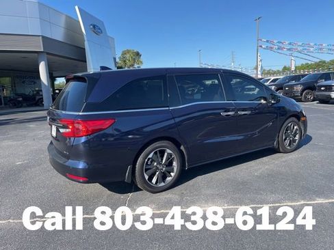 Used 2023 Honda Odyssey Elite image 3