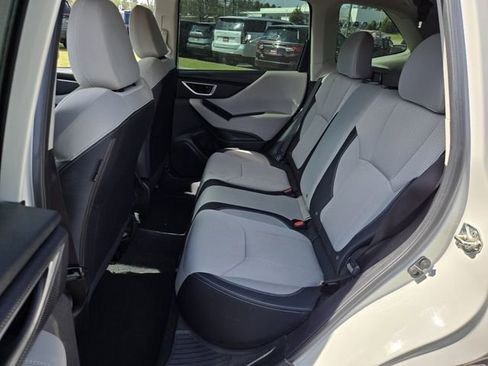 Used 2020 Subaru Forester image 11