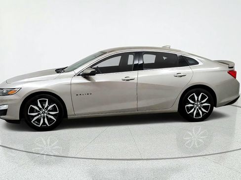 Used 2023 Chevrolet Malibu RS FWD image 2