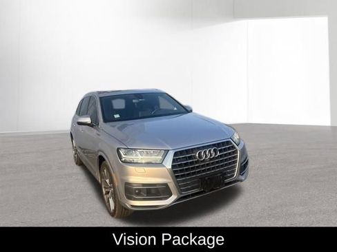 Used 2018 Audi Q7 3.0T Prestige AWD/4WD image 4